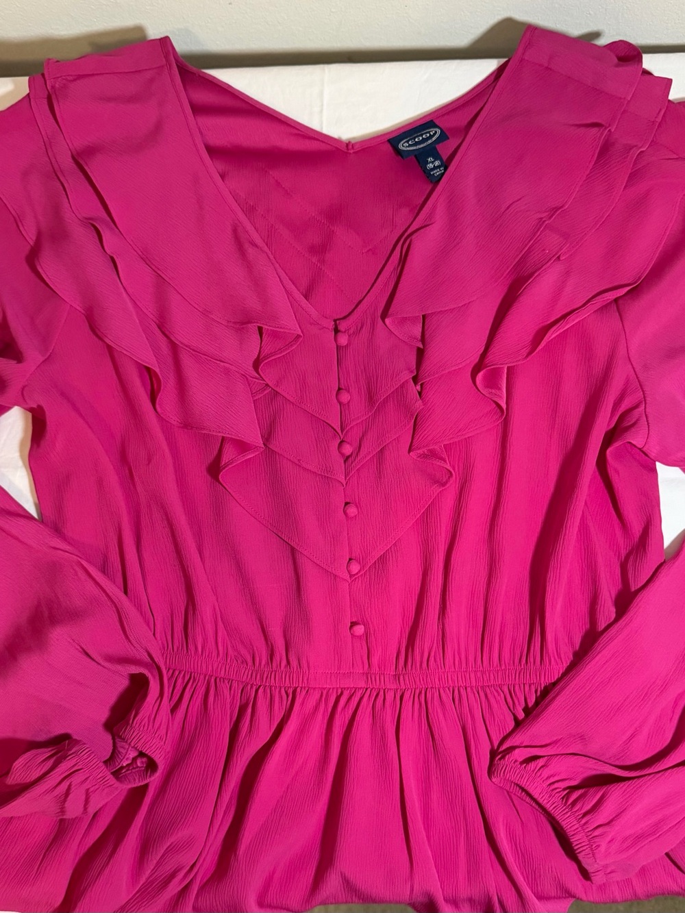 Scoop Women’s XL Fuchsia Pink Solid V-Neck Long Sleeve Ruffle Button Blouse